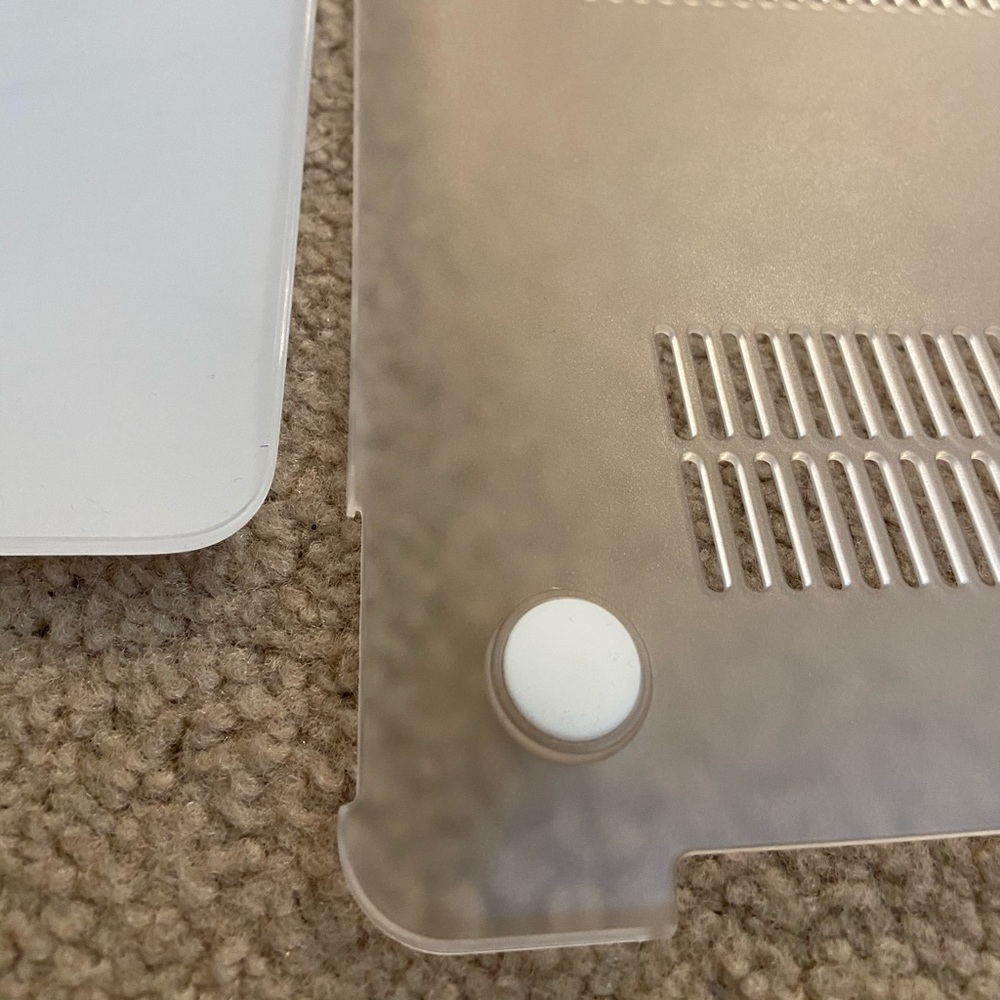 12x8.5 MacBook Air shell case - Picture 4 of 5